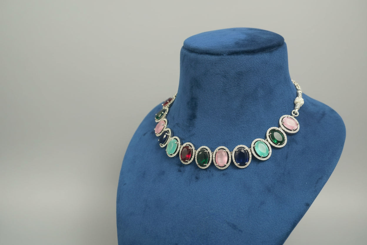 The Multi-Gemstone Halo Set
