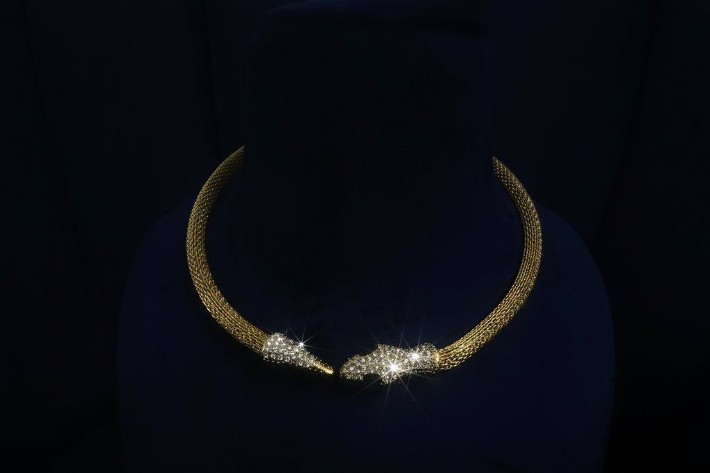 The Luxe & Elegant Approach